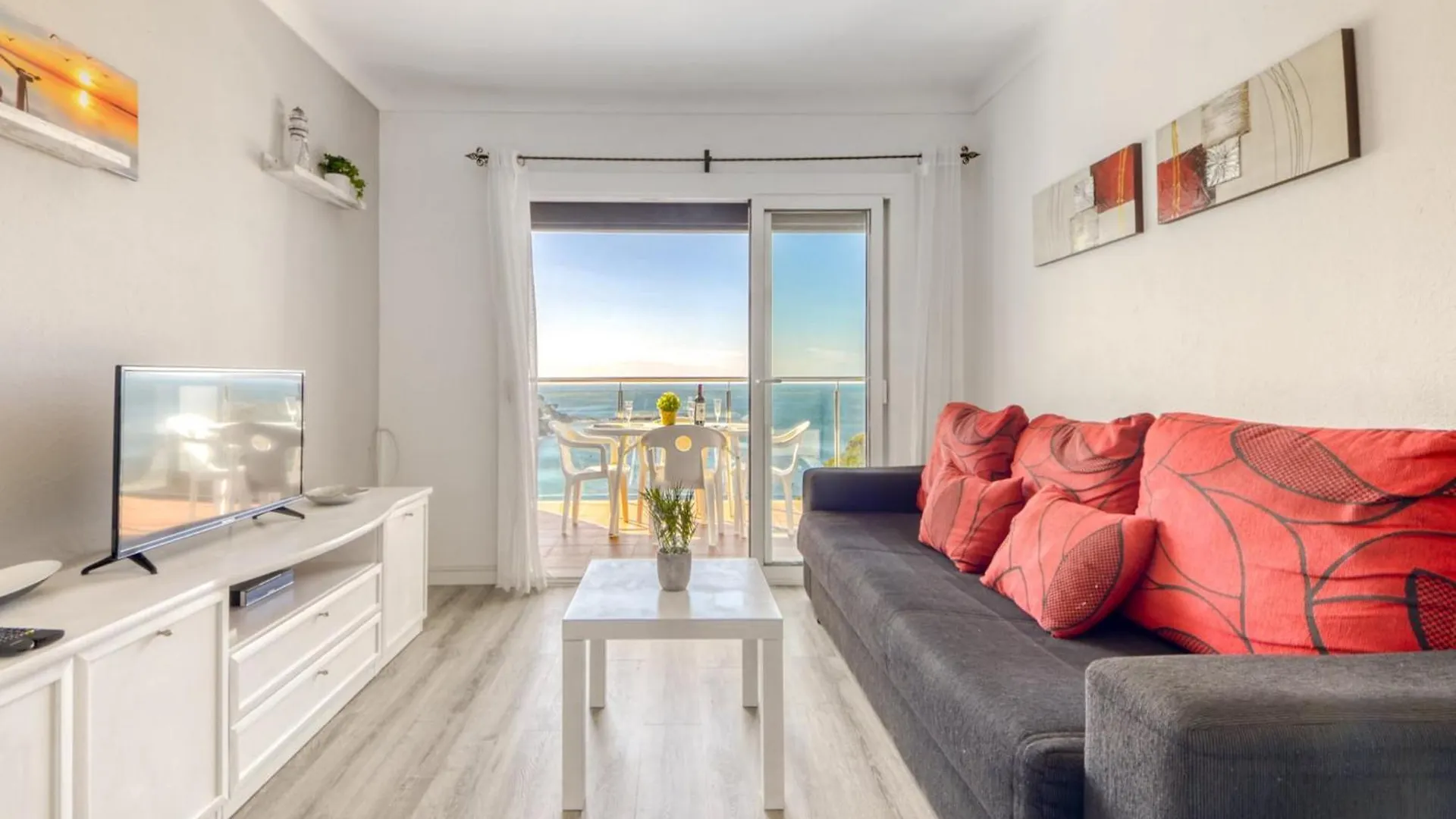 Cozy Apartment In Roses Centro